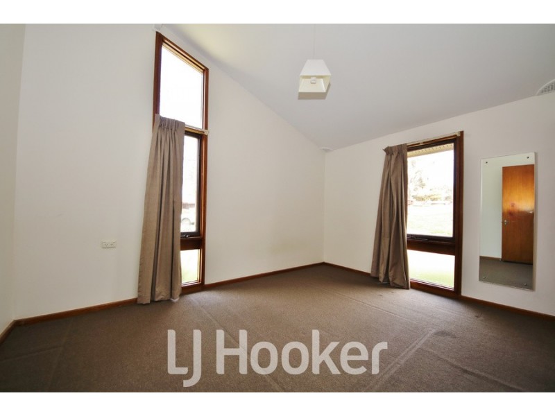 7 Ross Place, Bathurst NSW 2795