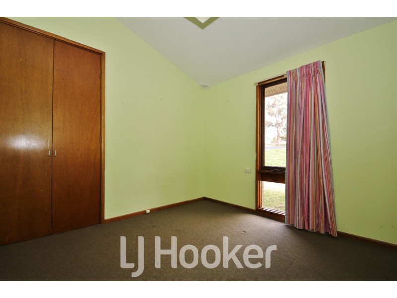 7 Ross Place, Bathurst NSW 2795