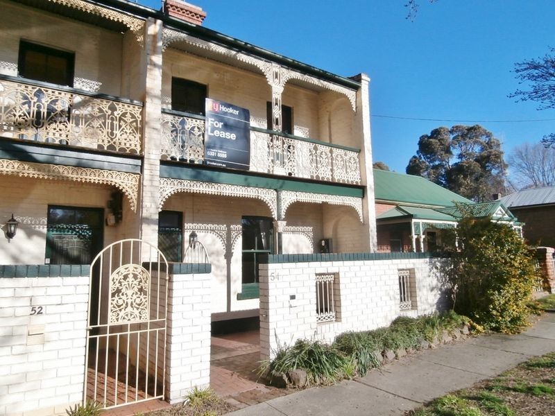 54 Seymour Street, Bathurst NSW 2795