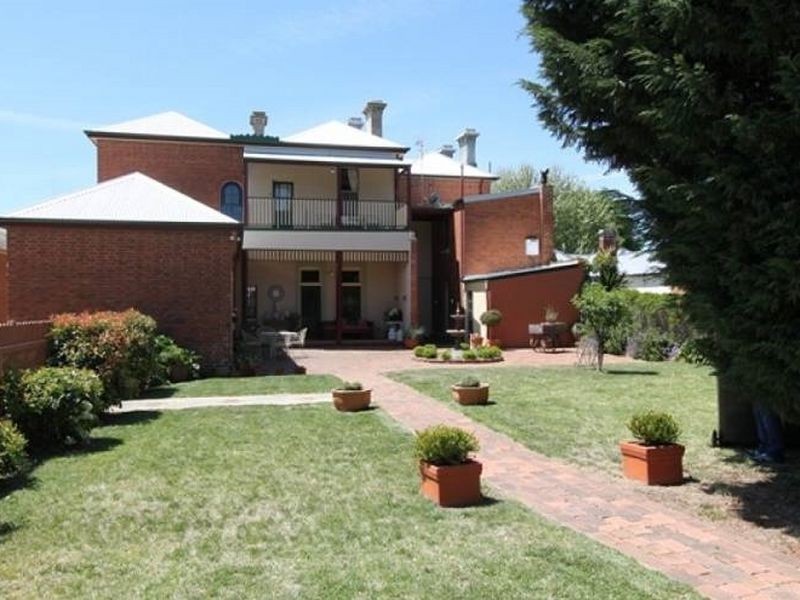 1/202 Russell Street, Bathurst NSW 2795