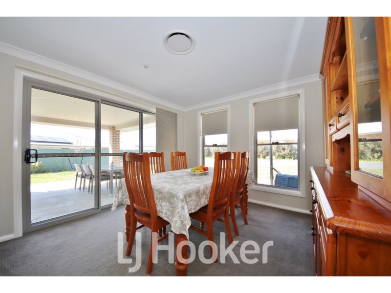 65 Freeman Circuit, Llanarth NSW 2795