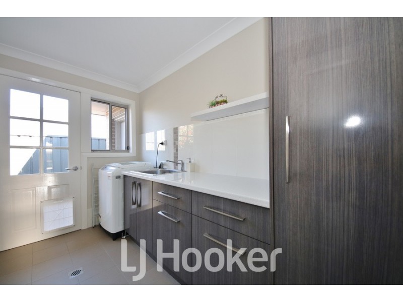 65 Freeman Circuit, Llanarth NSW 2795