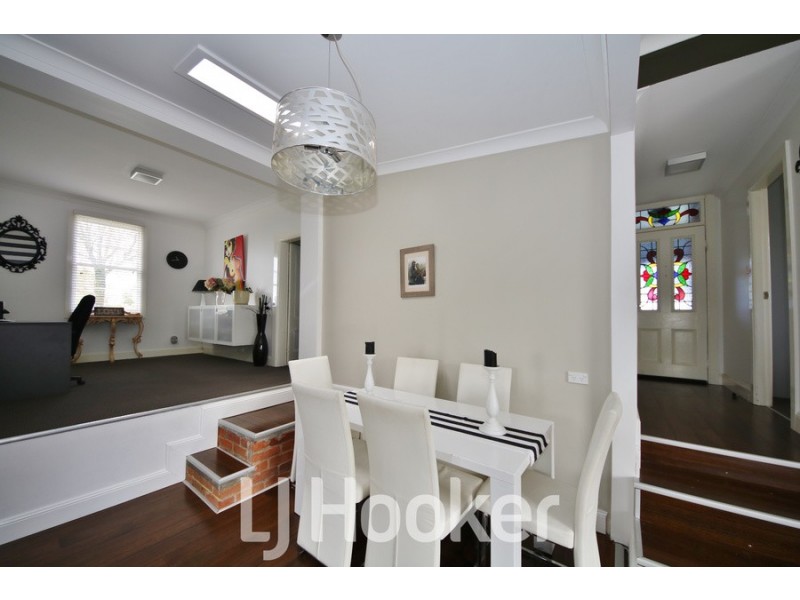 43 Brilliant Street, Bathurst NSW 2795