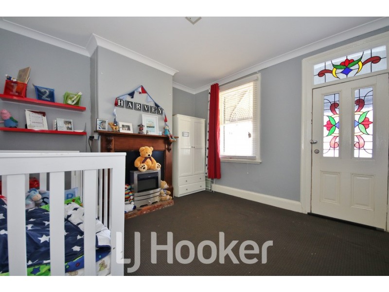 43 Brilliant Street, Bathurst NSW 2795