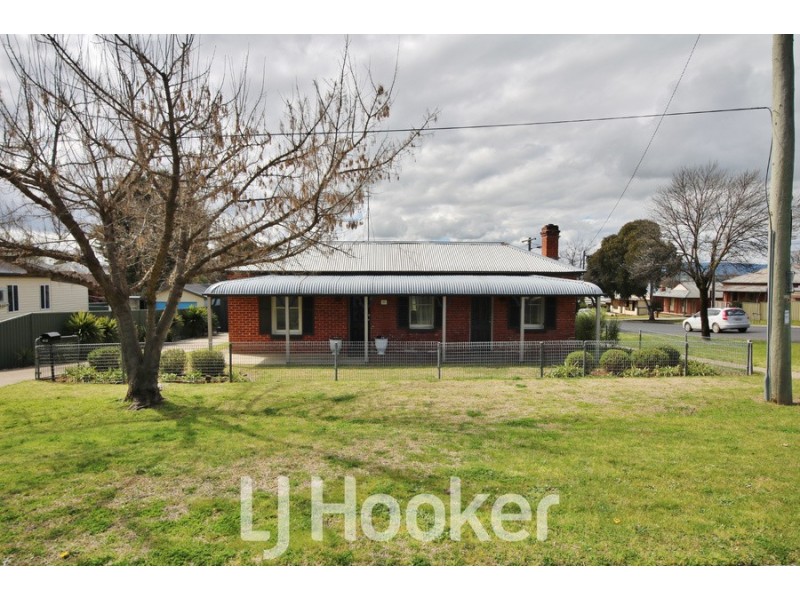 43 Brilliant Street, Bathurst NSW 2795