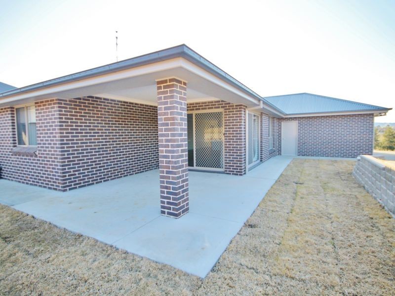 23 Parer Road, Bathurst NSW 2795