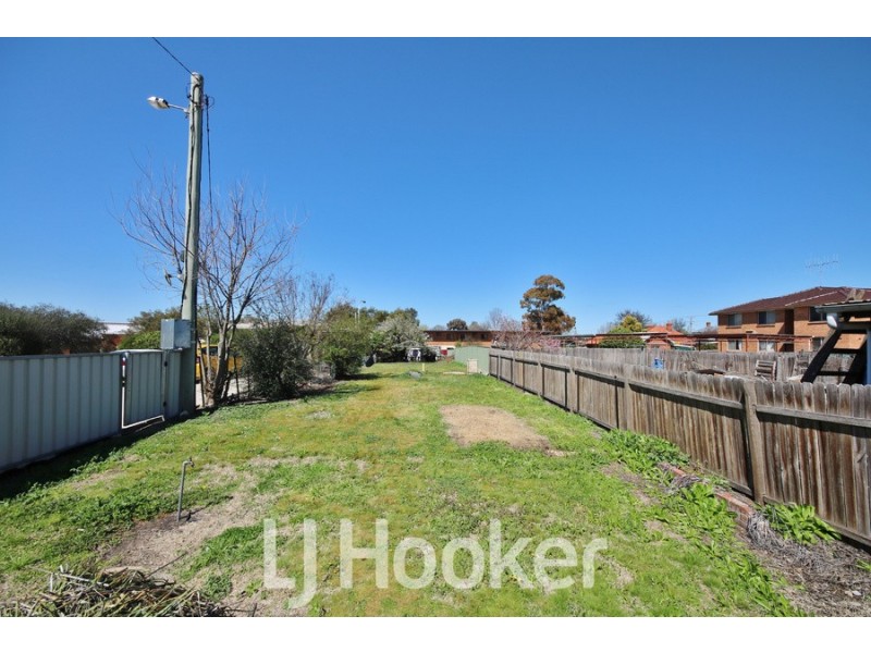 128 Bentinck Street, Bathurst NSW 2795