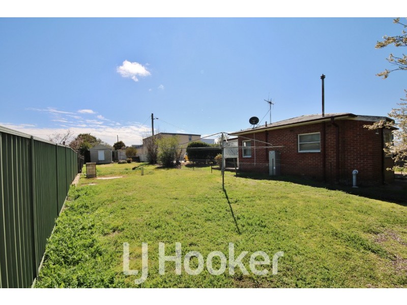 128 Bentinck Street, Bathurst NSW 2795