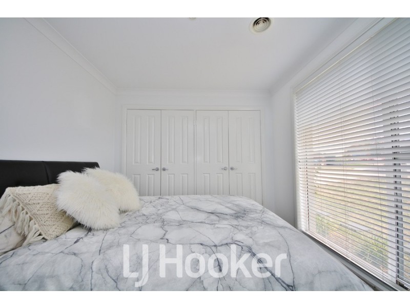 16 Quinn Court, Llanarth NSW 2795
