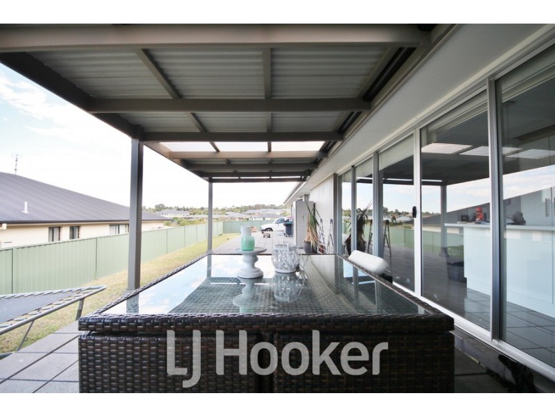 16 Quinn Court, Llanarth NSW 2795
