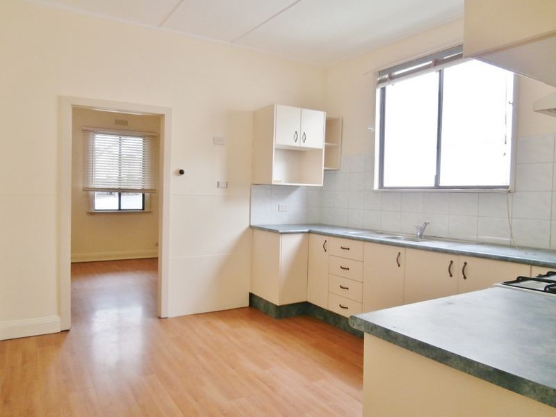 269 Brilliant Street, Bathurst NSW 2795
