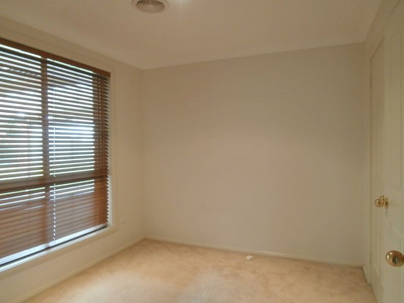 23 Roxburgh Drive, Kelso NSW 2795