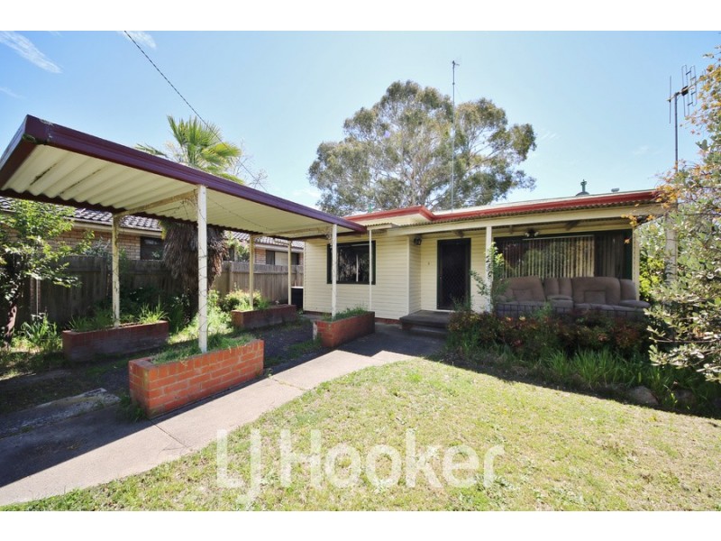 215 Rocket Street, Bathurst NSW 2795