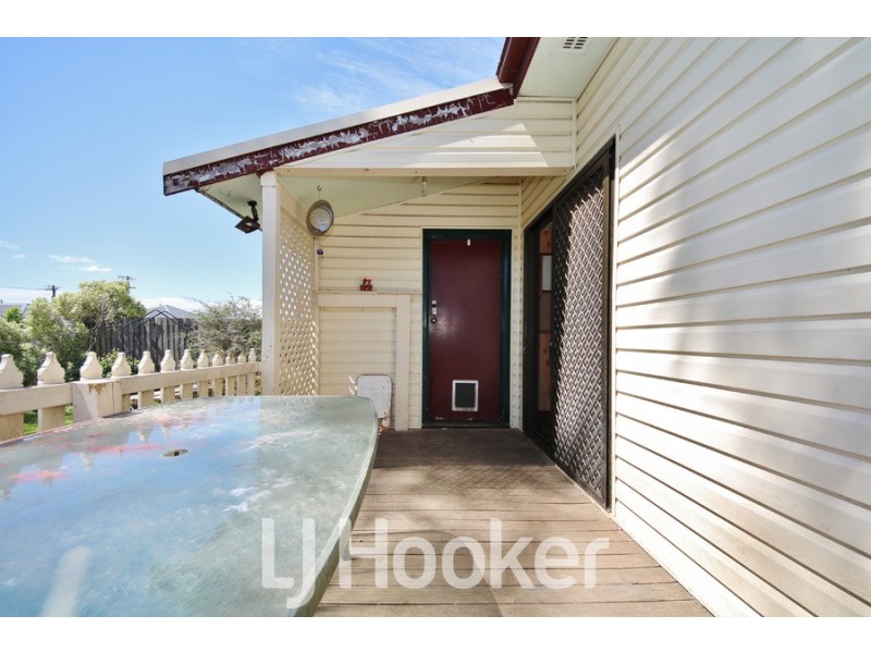 215 Rocket Street, Bathurst NSW 2795