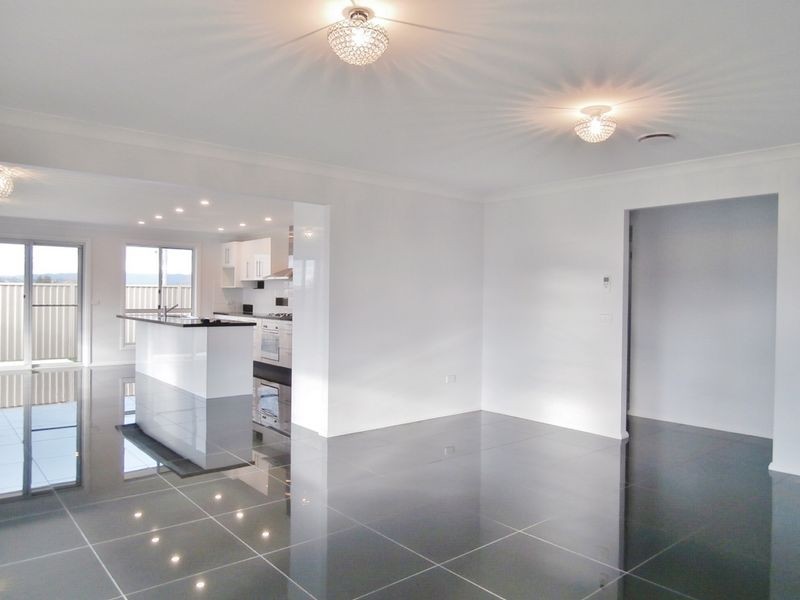 17 Cooper Crescent, Bathurst NSW 2795