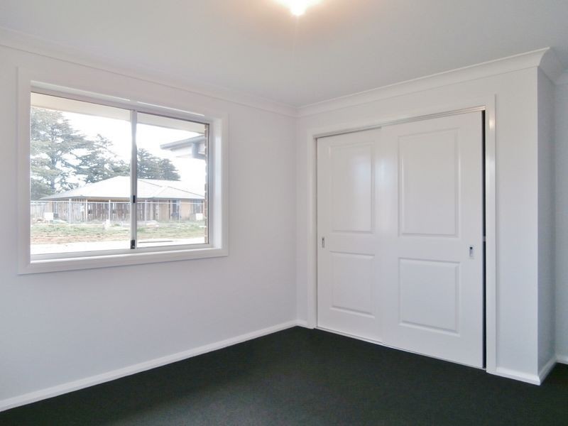 17 Cooper Crescent, Bathurst NSW 2795