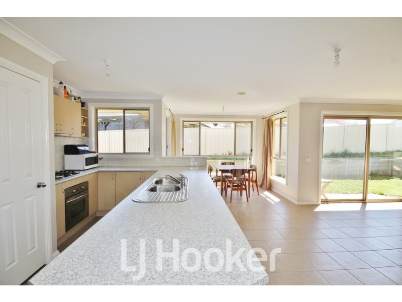 31 Sundown Drive, Kelso NSW 2795