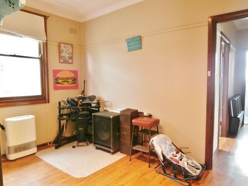 12 Hill Street, Bathurst NSW 2795