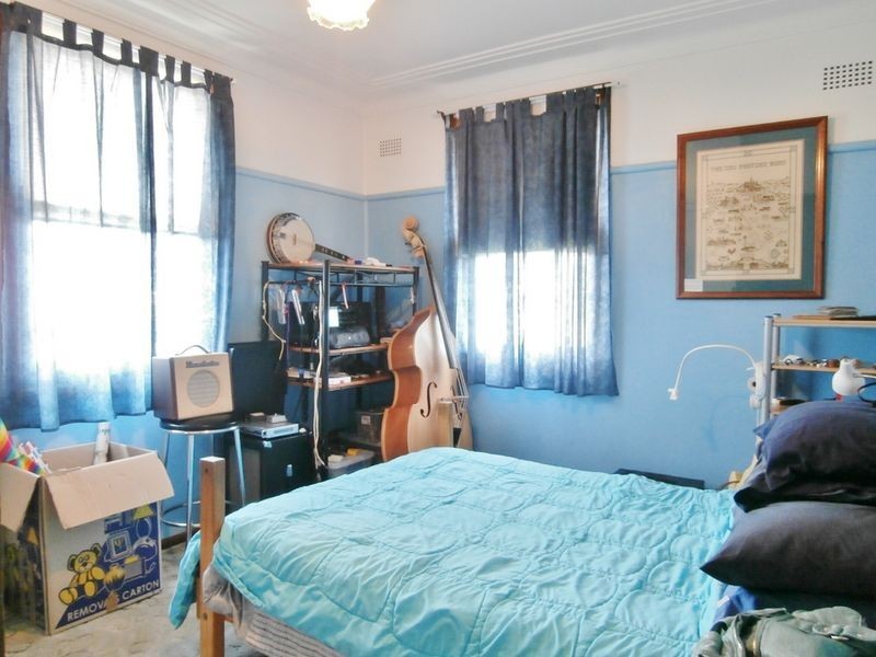 12 Hill Street, Bathurst NSW 2795