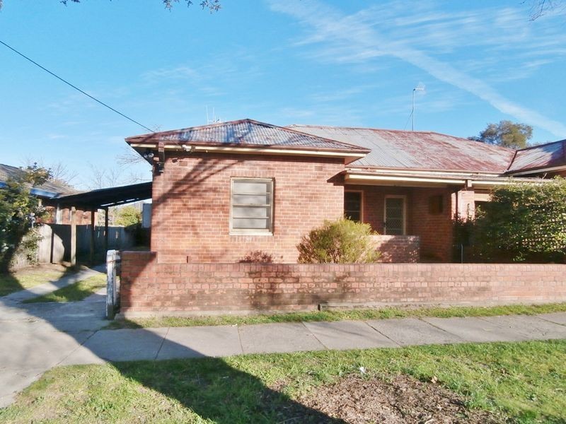 242 Rankin Street, Bathurst NSW 2795
