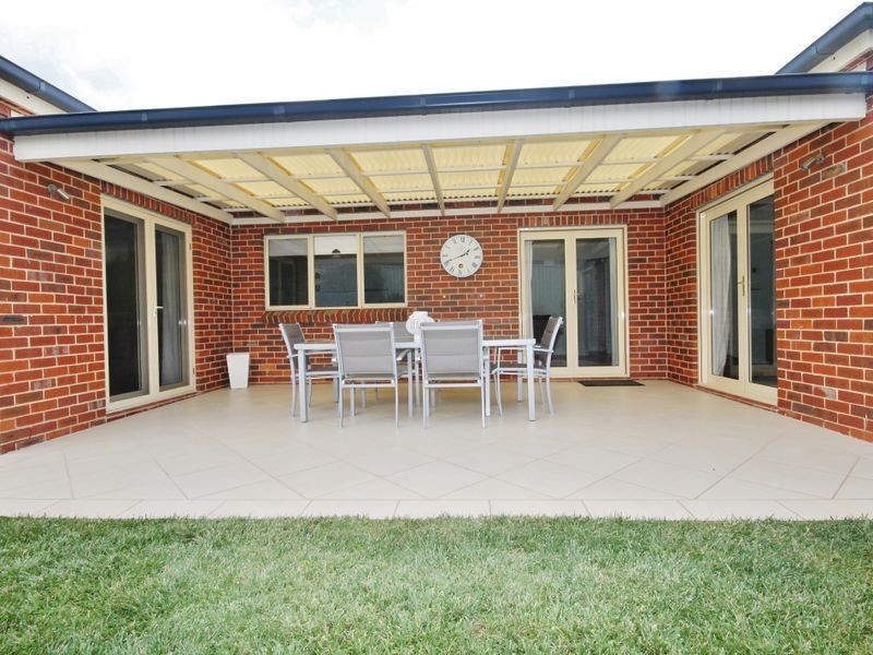 24 Cypress Crescent, Kelso NSW 2795