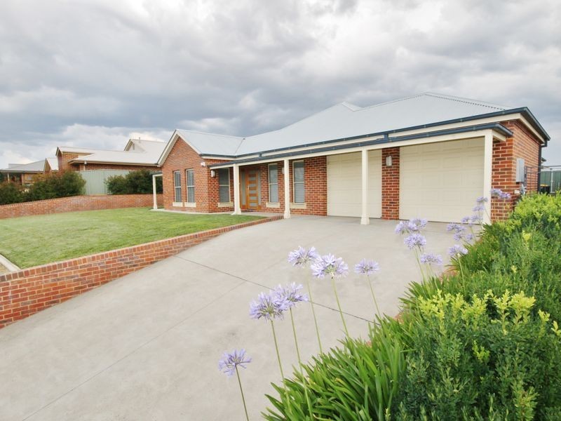 24 Cypress Crescent, Kelso NSW 2795