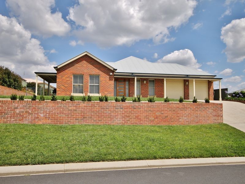 24 Cypress Crescent, Kelso NSW 2795