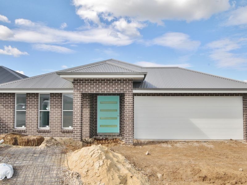 6 Redding Drive, Kelso NSW 2795