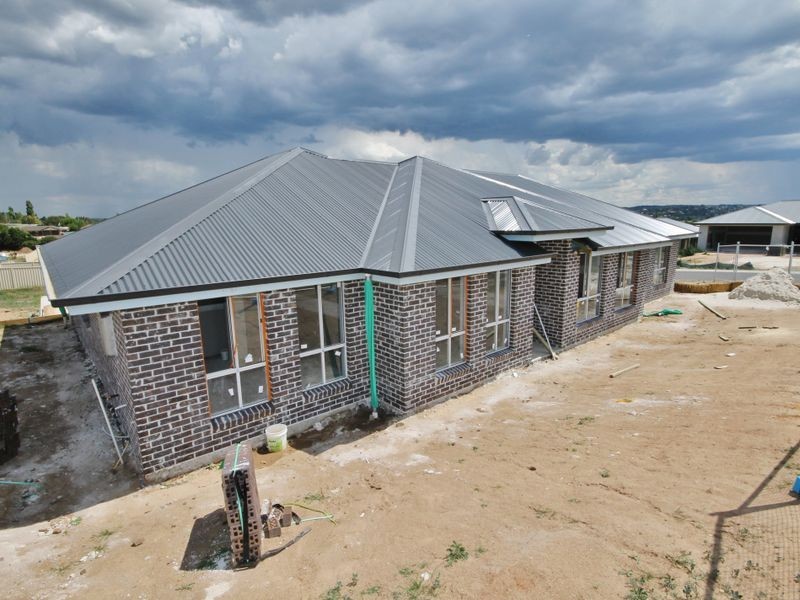 2 Keane Drive, Kelso NSW 2795