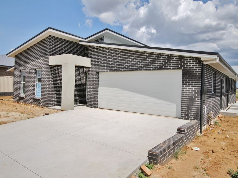 38 Mendel Drive, Kelso NSW 2795