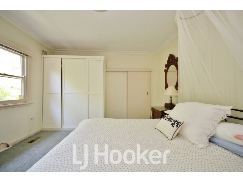 17 View Street, Kelso NSW 2795