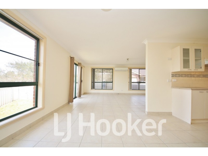 2/66 Bonnor Street, Kelso NSW 2795