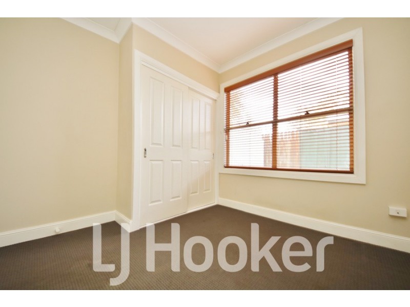 18 Cross Street, Bathurst NSW 2795