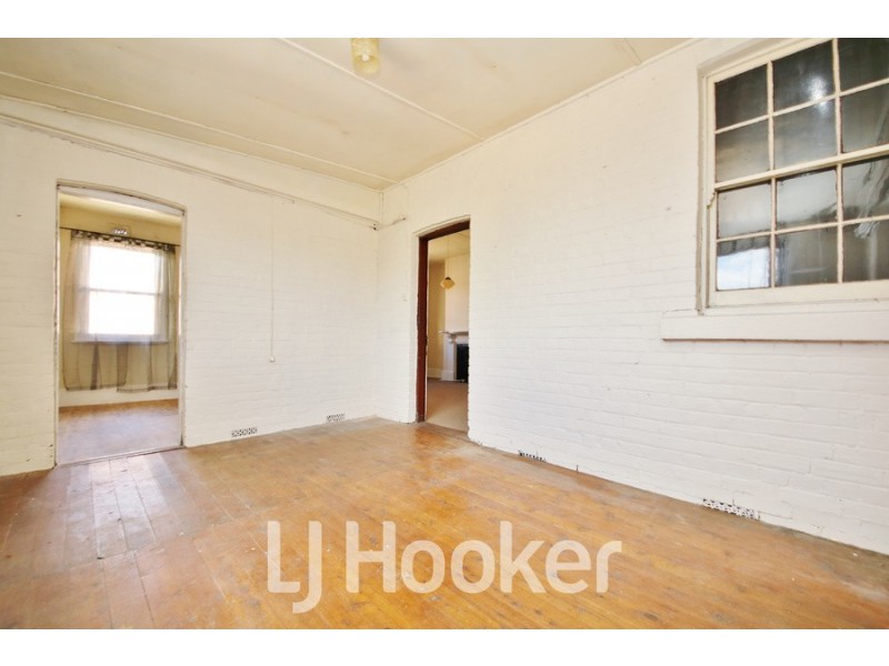 216 Havannah Street, Bathurst NSW 2795