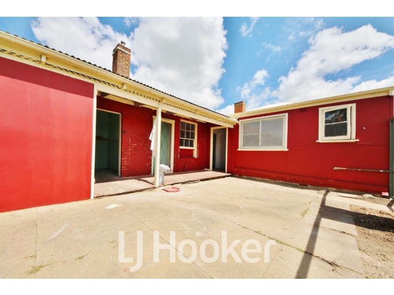 216 Havannah Street, Bathurst NSW 2795