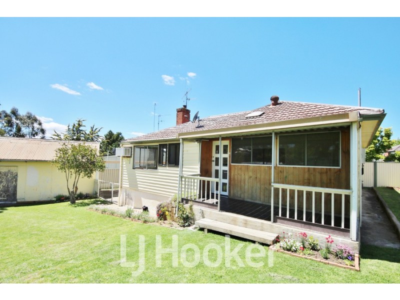 5 Moodie Place, Bathurst NSW 2795