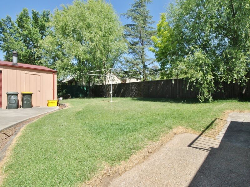 6 Esrom Street, Bathurst NSW 2795