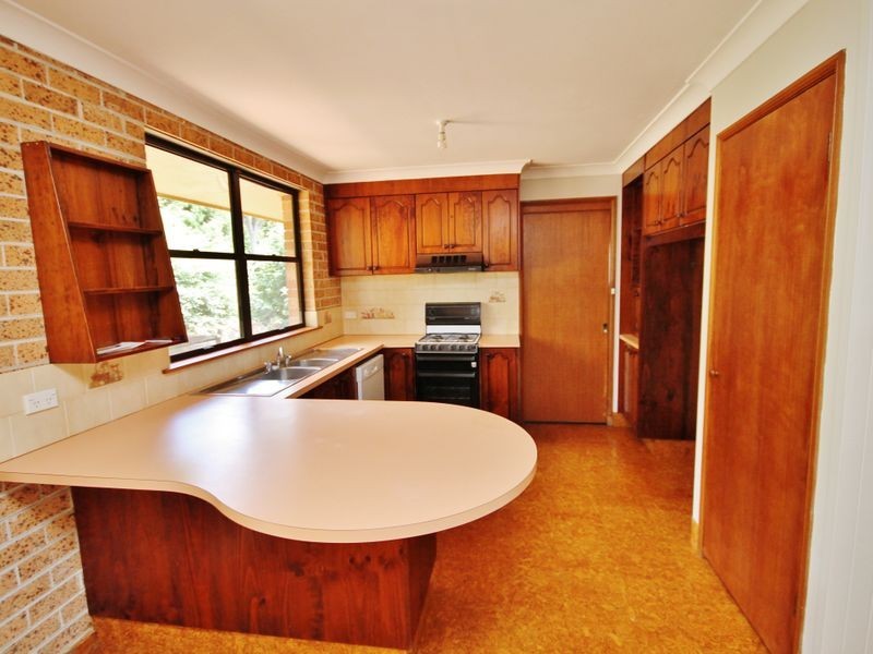 6 Bouffler Close, Kelso NSW 2795