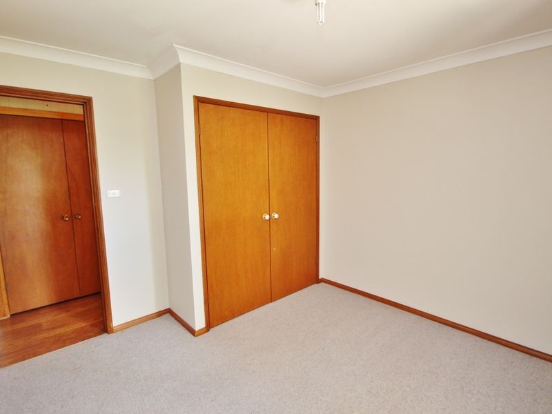 6 Bouffler Close, Kelso NSW 2795