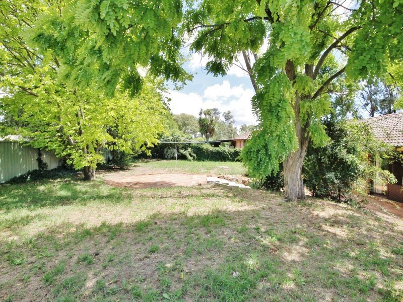 6 Bouffler Close, Kelso NSW 2795
