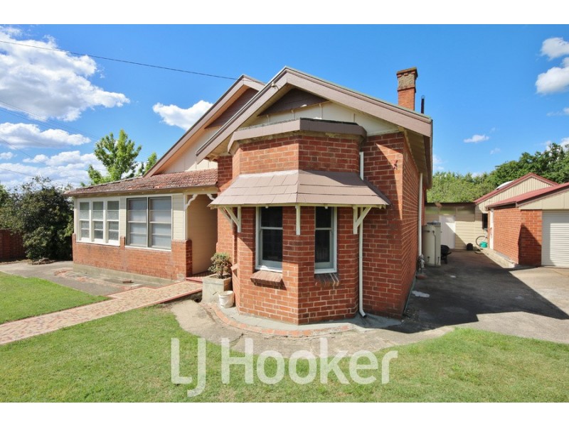149 Durham Street, Bathurst NSW 2795