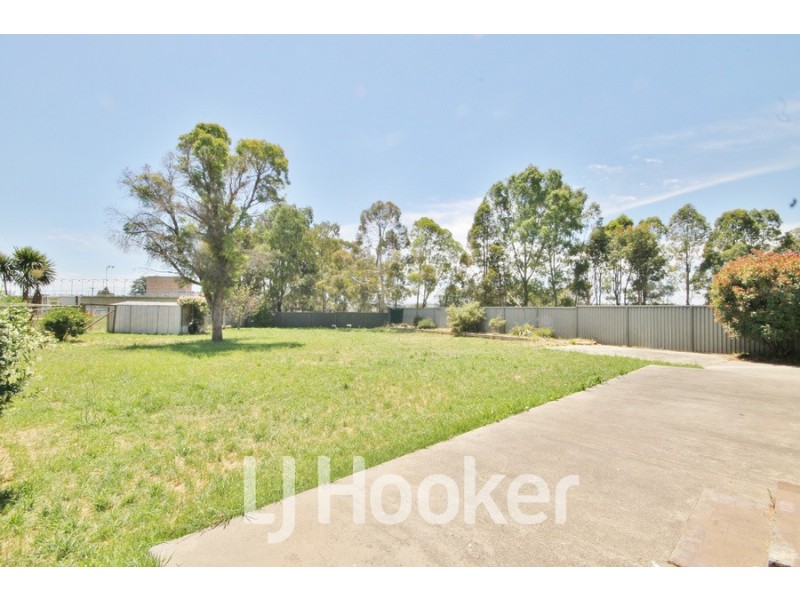 24 Fish Parade, Bathurst NSW 2795