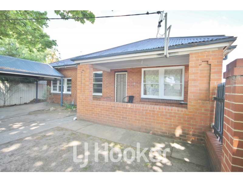 80 Havannah Street, Bathurst NSW 2795