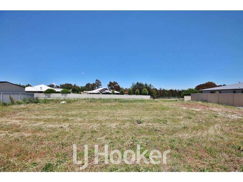 3A Cheviot Drive, Kelso NSW 2795