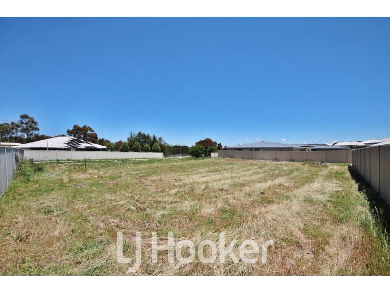 3A Cheviot Drive, Kelso NSW 2795