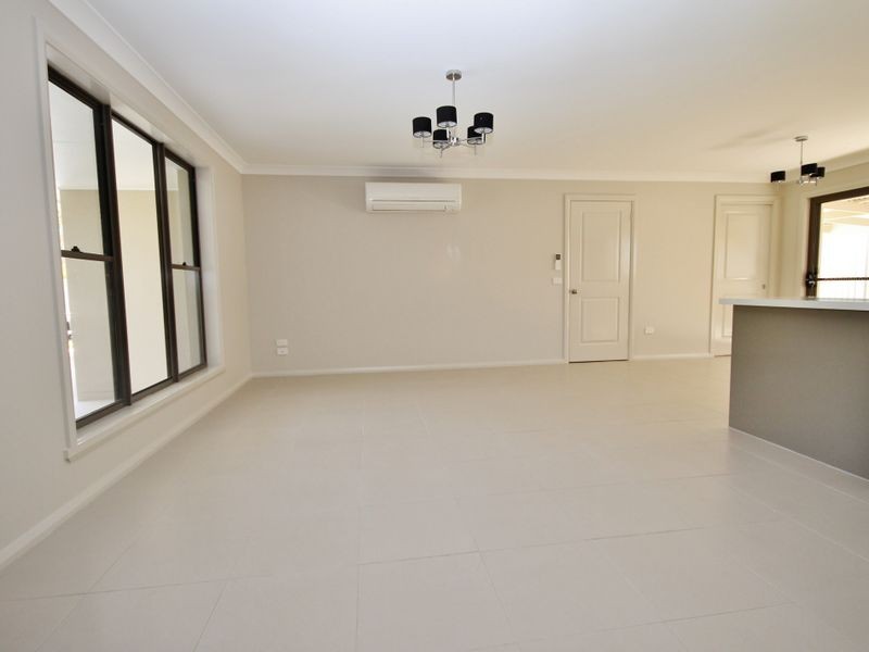 5 Napoleon Street, Raglan NSW 2795