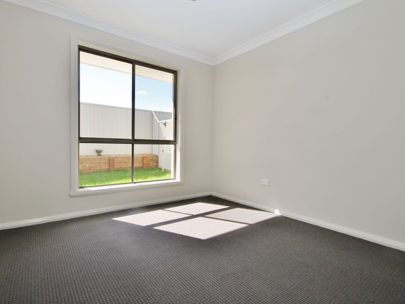5 Napoleon Street, Raglan NSW 2795