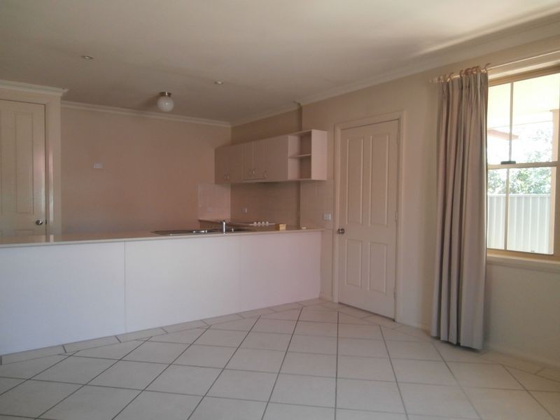 168A Lambert Street, Bathurst NSW 2795