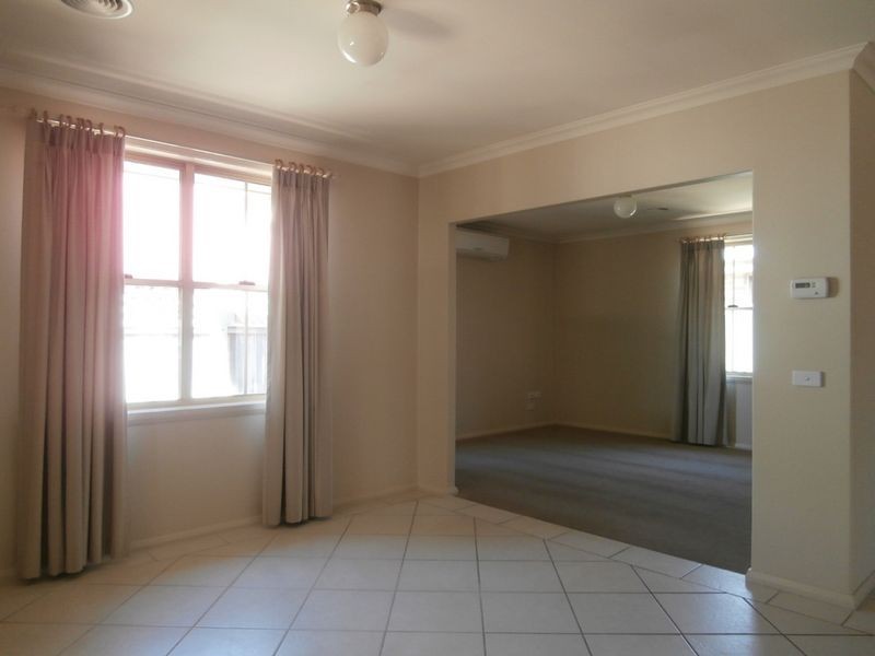 168A Lambert Street, Bathurst NSW 2795