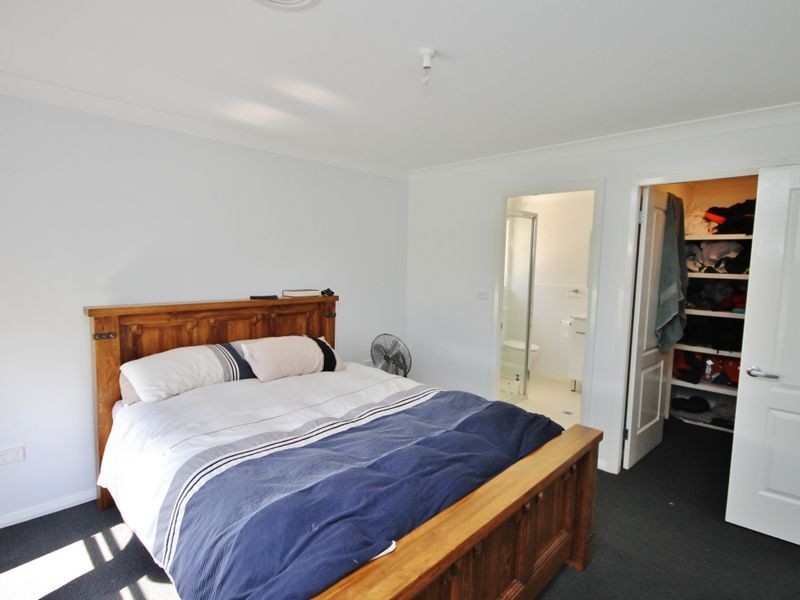 13 Gibsone Drive, Kelso NSW 2795